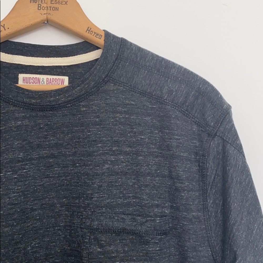 Hudson & borrow t shirt